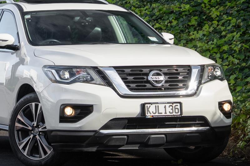 2017 Nissan Pathfinder TI 3.5P 4WD