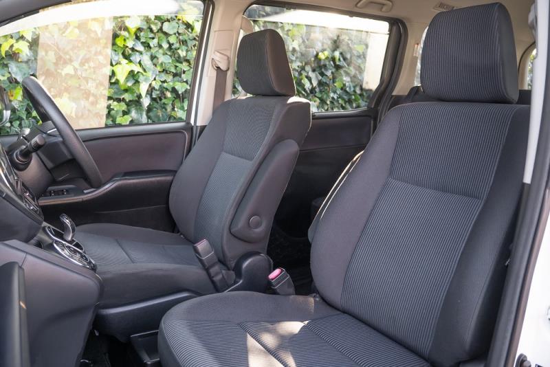 2015 Toyota Voxy X Hybrid / Noah X