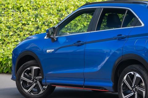 2021 Mitsubishi Eclipse Cross PHEV AWD - Thumbnail