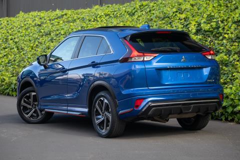 2021 Mitsubishi Eclipse Cross PHEV AWD - Thumbnail