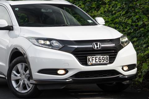 2017 Honda HR-V Sport / Vezel Petrol - Thumbnail