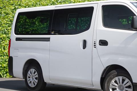 2023 Nissan NV350 / Caravan 5 Door - Thumbnail