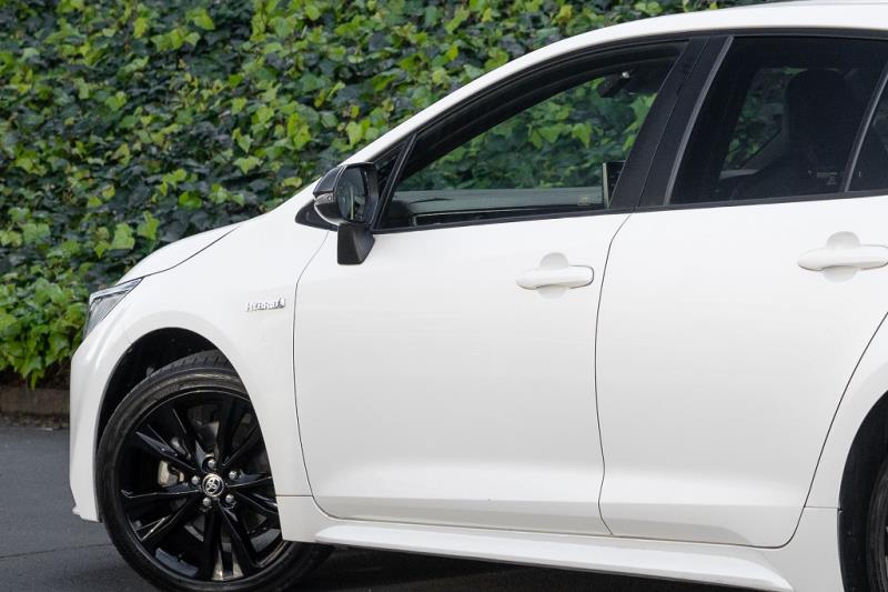 2019 Toyota Corolla Touring WxB