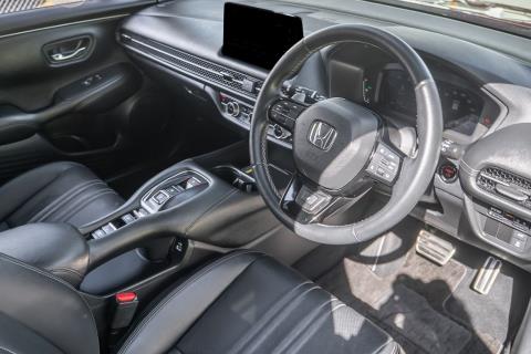 2023 Honda ZR-V Z Hybrid E:HEV - Thumbnail
