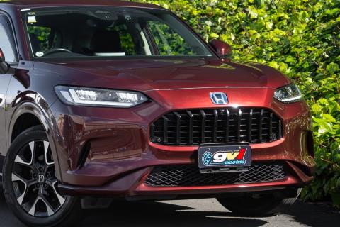 2023 Honda ZR-V Z Hybrid E:HEV - Thumbnail