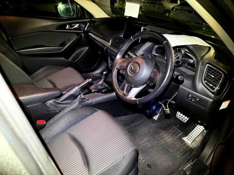2014 Mazda Axela Sport 20S - Thumbnail