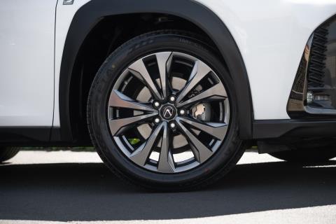 2019 Lexus UX 250h F Sport - Thumbnail