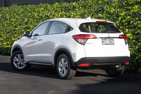 2019 Honda HR-V S / Vezel - Thumbnail
