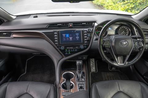 2019 Toyota Camry G Hybrid - Thumbnail