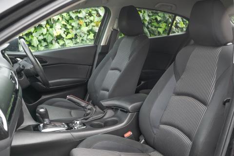 2014 Mazda Axela 15S / 3 Sport - Thumbnail