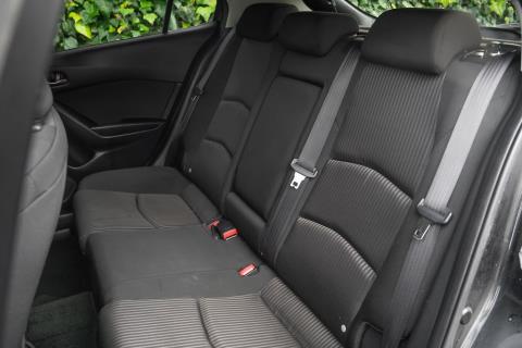 2014 Mazda Axela 15S / 3 Sport - Thumbnail