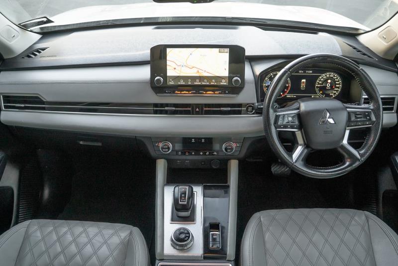 2022 Mitsubishi Outlander VRX 4WD