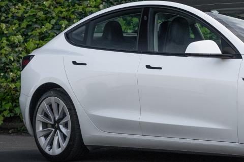 2021 Tesla Model 3 Long Range - Thumbnail