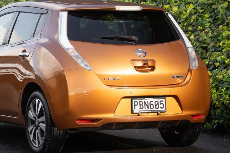 2017 Nissan Leaf 30X 74% SOH