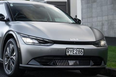2022 Kia EV6 Earth AWD 77kWh LR - Thumbnail