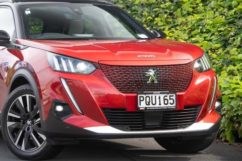 2020 Peugeot e-2008 GT Line Electric - Thumbnail
