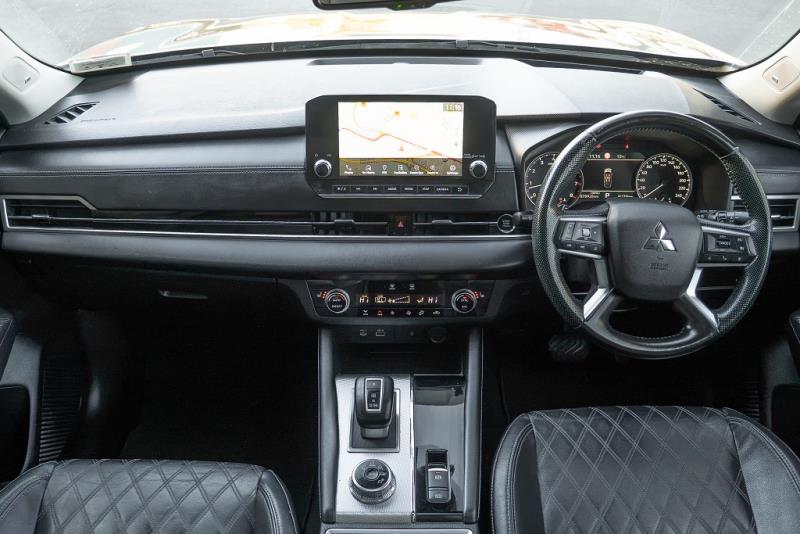 2022 Mitsubishi Outlander VRX 4WD