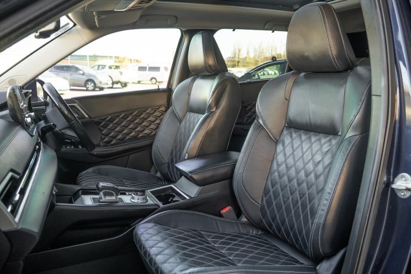 2022 Mitsubishi Outlander VRX 4WD