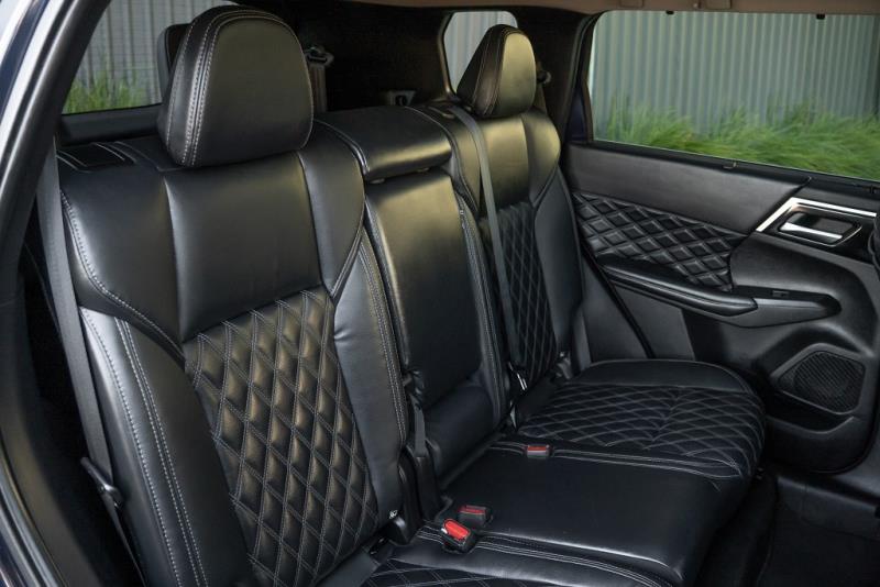 2022 Mitsubishi Outlander VRX 4WD