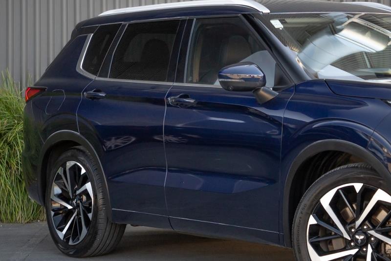 2022 Mitsubishi Outlander VRX 4WD