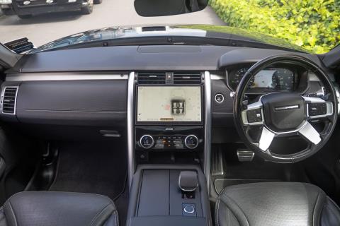 2021 Land Rover Discovery D250 R-Dynamic - Thumbnail
