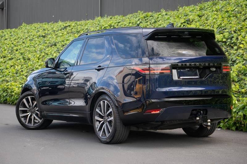 2021 Land Rover Discovery D250 R-Dynamic