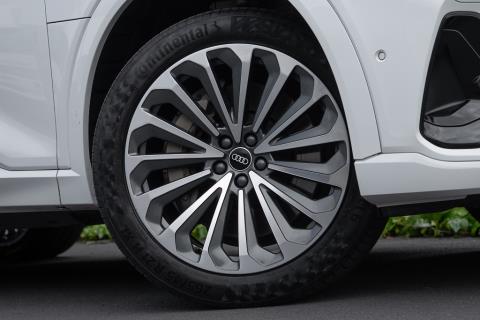 2022 Audi e-tron Sportback 4WD - Thumbnail