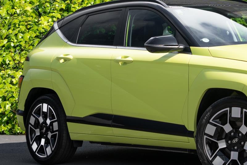 2023 Hyundai Kona Lounge 64kWh