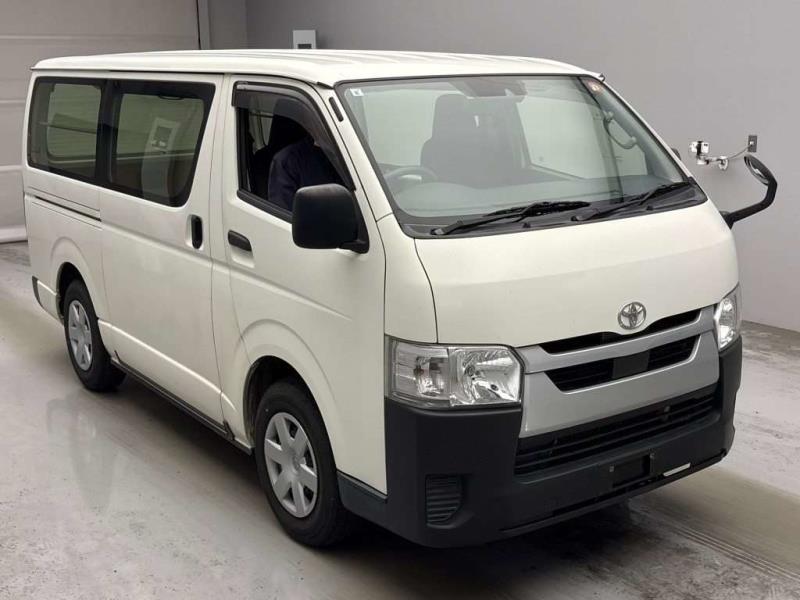 2021 Toyota Hiace ZL 5 Door