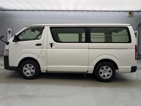 2021 Toyota Hiace ZL 5 Door - Thumbnail