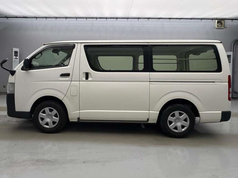 2021 Toyota Hiace ZL 5 Door