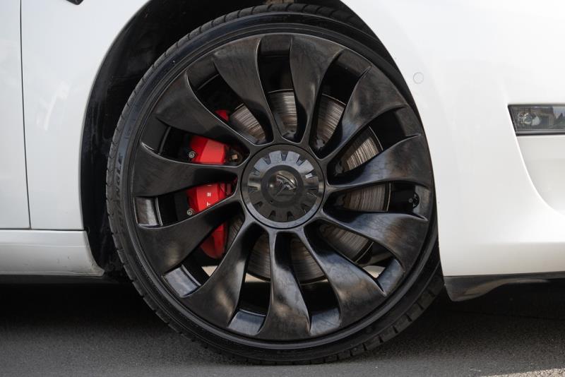 2020 Tesla Model 3 Performance