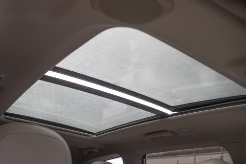 2024 Mahindra XUV700 AX7L Black Edition - Thumbnail