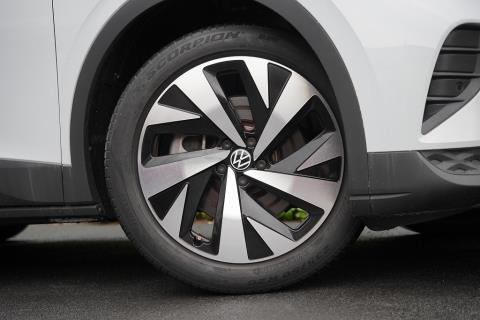 2022 Volkswagen ID.4 Pro Launch Edition - Thumbnail
