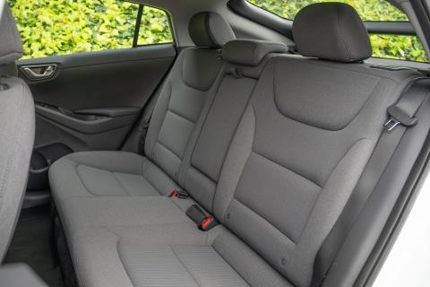 2022 Hyundai IONIQ Hybrid - Thumbnail