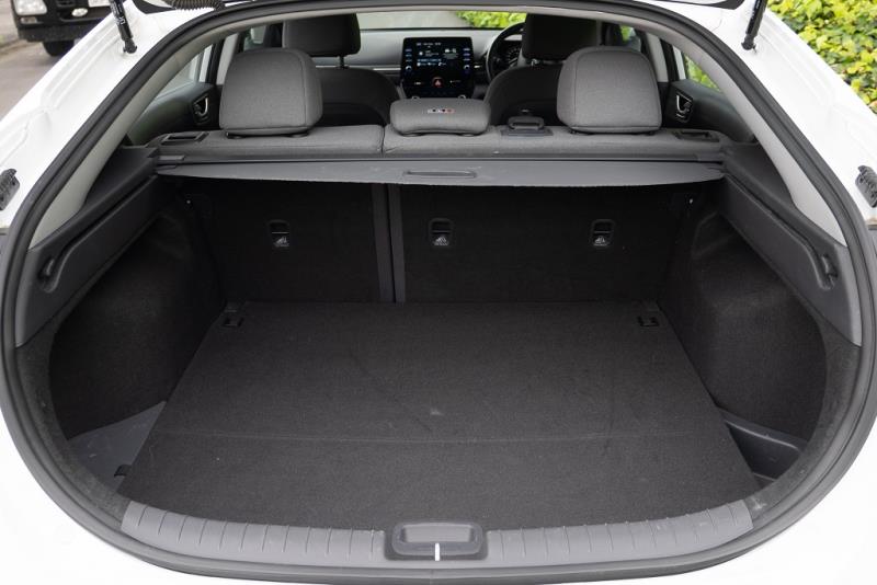 2022 Hyundai IONIQ Hybrid