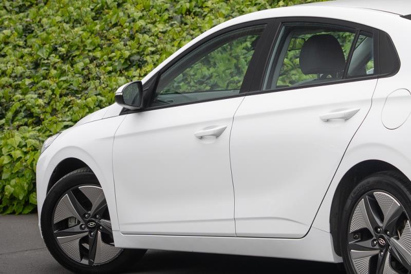 2022 Hyundai IONIQ Hybrid
