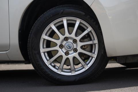 2015 Nissan Leaf 24S Gen 2 67% SOH - Thumbnail