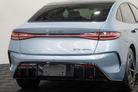 2024 BYD Seal Extended Range 82kWh - Thumbnail