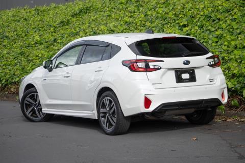 2023 Subaru Impreza ST-H E-Boxer - Thumbnail