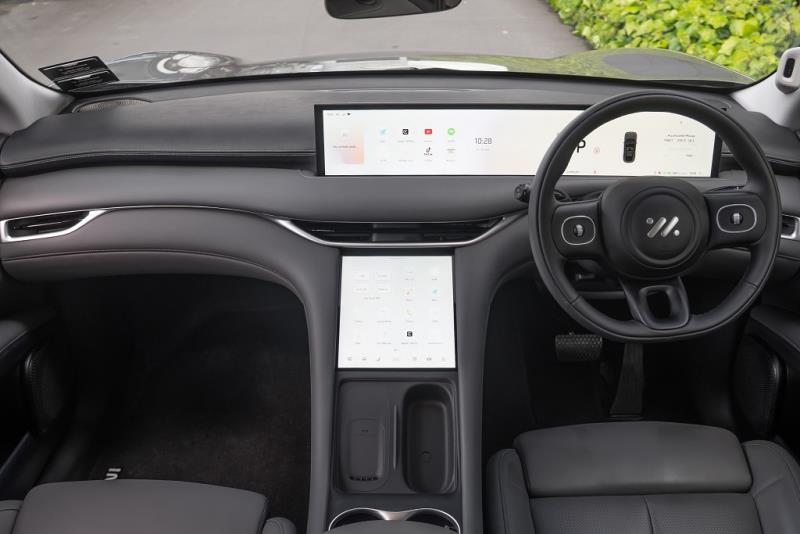 2026 MG IM6 Platinum 100kWh