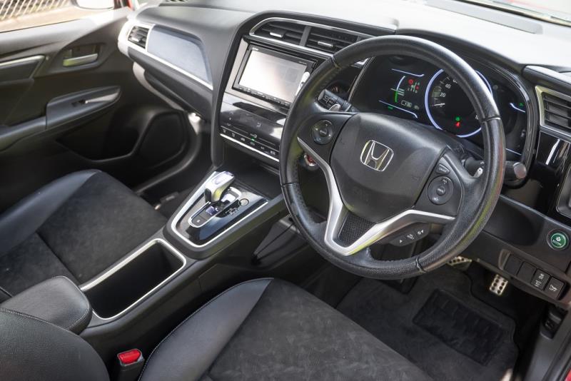 2016 Honda Shuttle X Hybrid