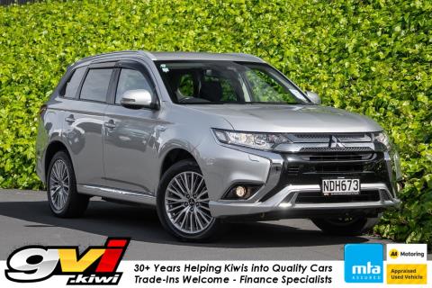 2020 Mitsubishi Outlander XLS PHEV - Thumbnail