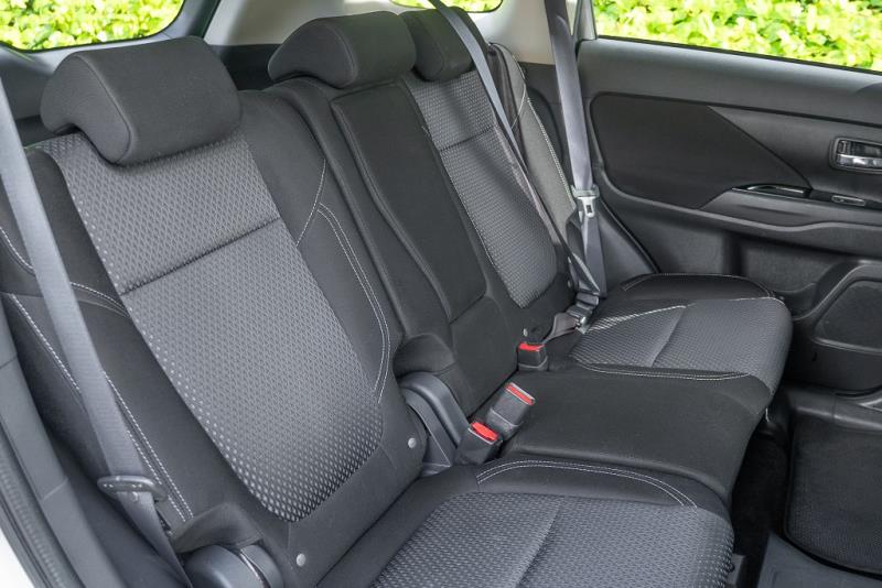 2020 Mitsubishi Outlander XLS PHEV