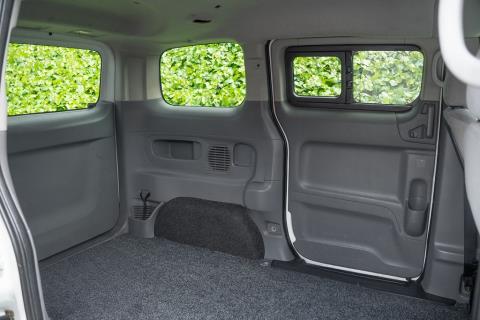 2015 Nissan e-NV200 Electric Van - Thumbnail