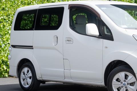 2015 Nissan e-NV200 Electric Van - Thumbnail