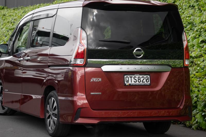 2019 Nissan Serena S-Hybrid