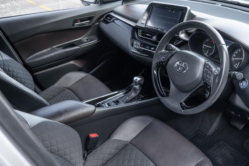 2018 Toyota C-HR Sport Hybrid G