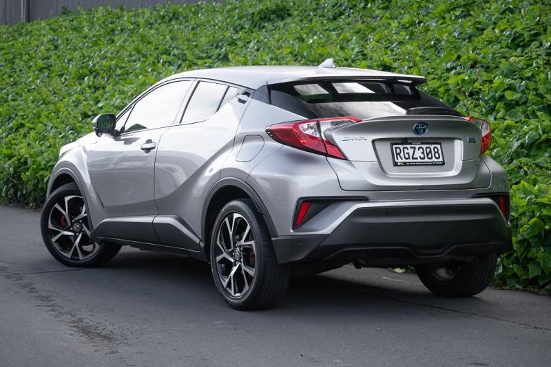 2018 Toyota C-HR Sport Hybrid G