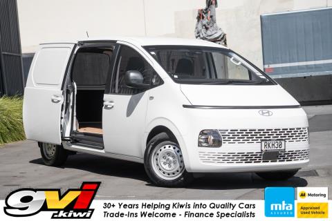 2025 Hyundai Staria Load 2.2DT - Thumbnail